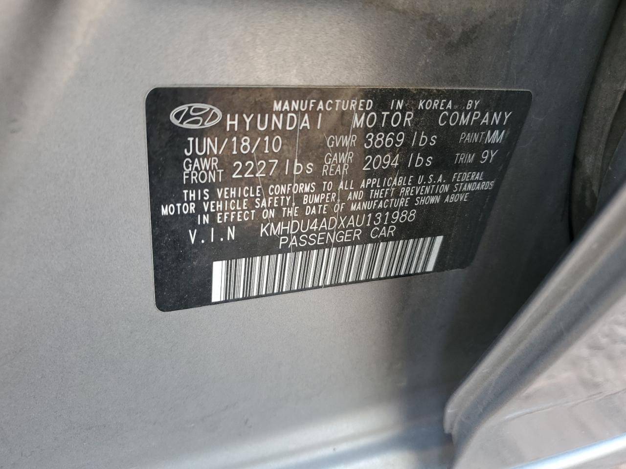 2010 Hyundai Elantra - Image 12