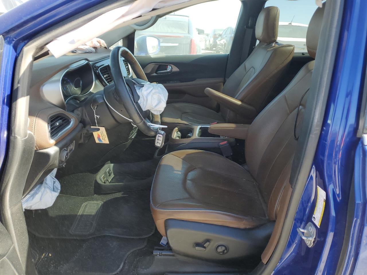 2018 Chrysler Pacifica - Image 7