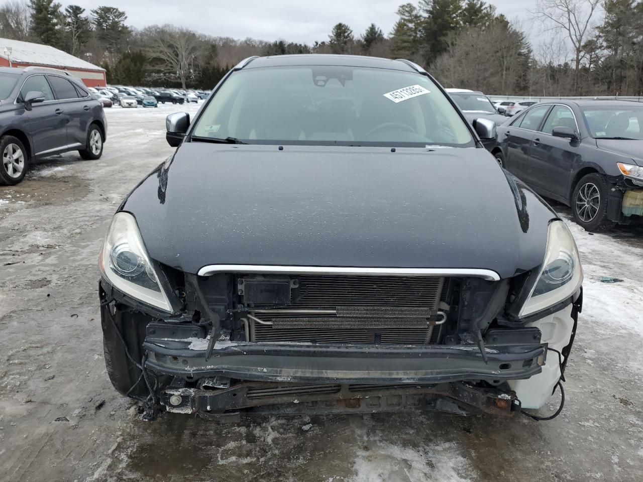 2010 Volvo XC60 - Image 5