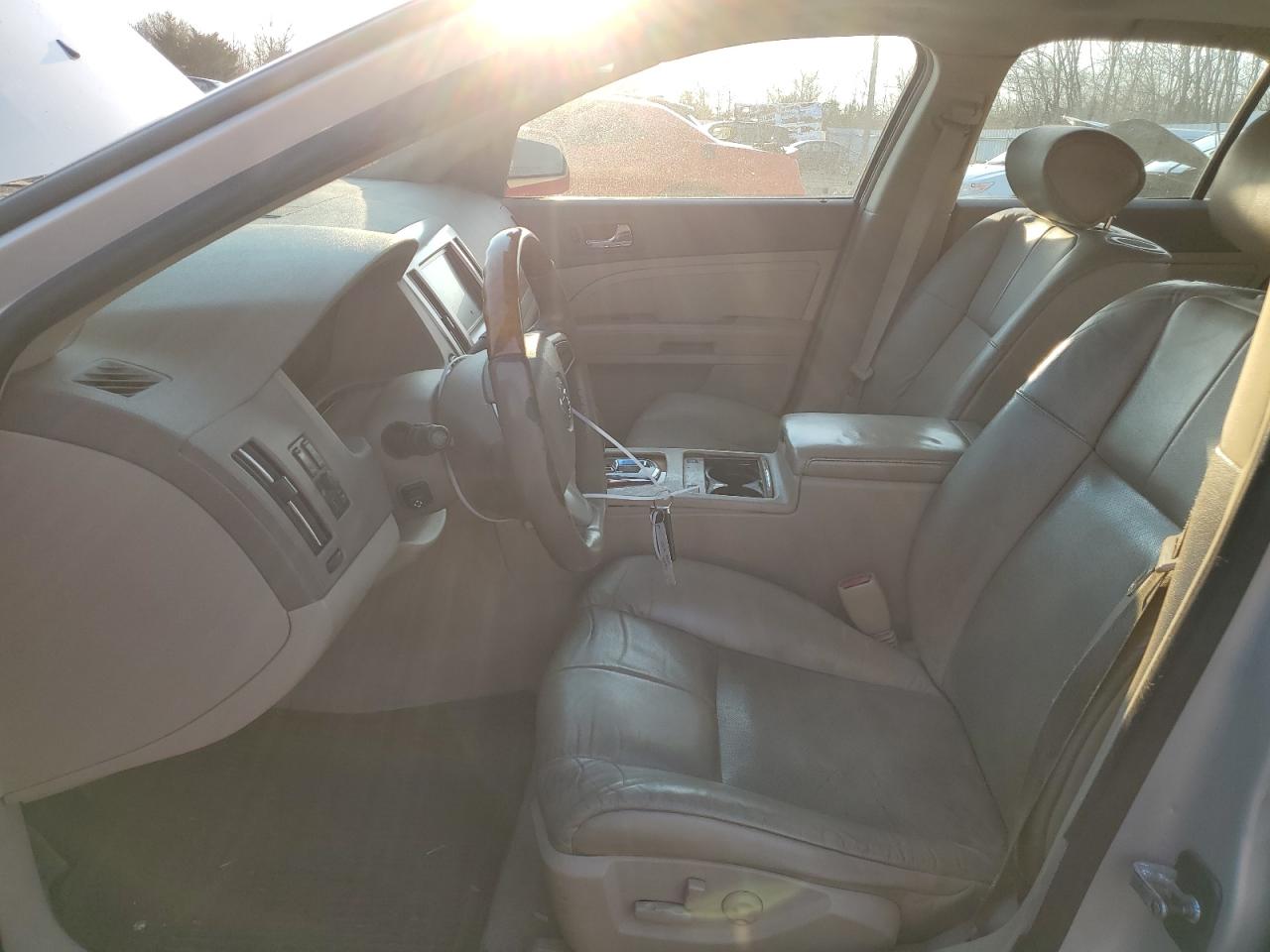 2008 Cadillac STS - Image 7