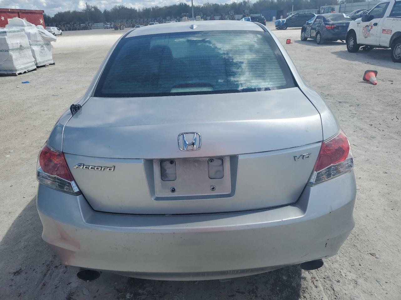 2010 Honda Accord - Image 6