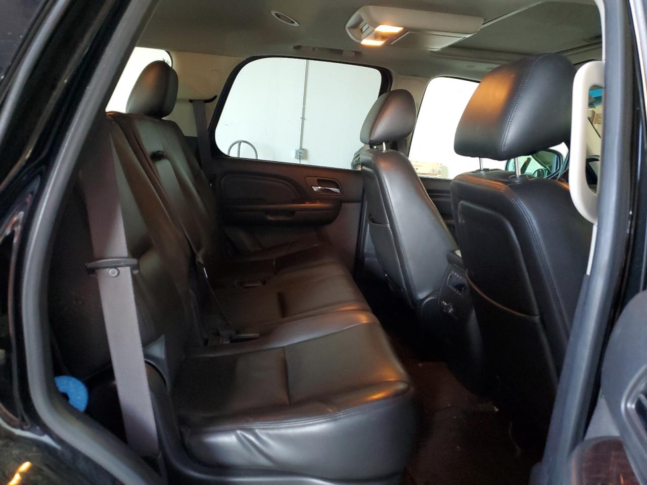 2013 GMC Yukon - Image 11