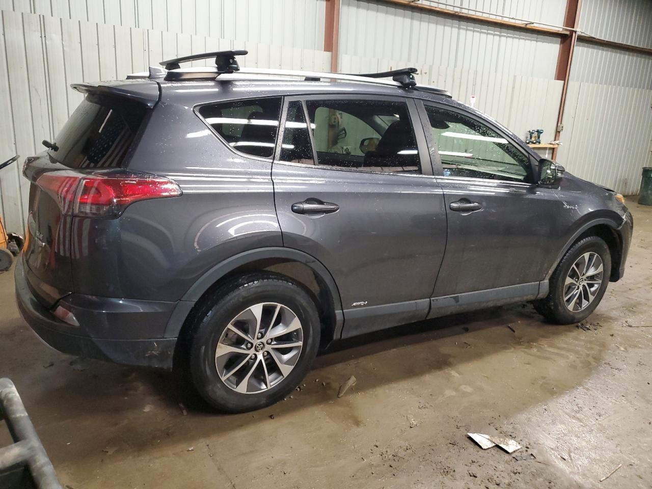 2017 Toyota RAV 4 - Image 3