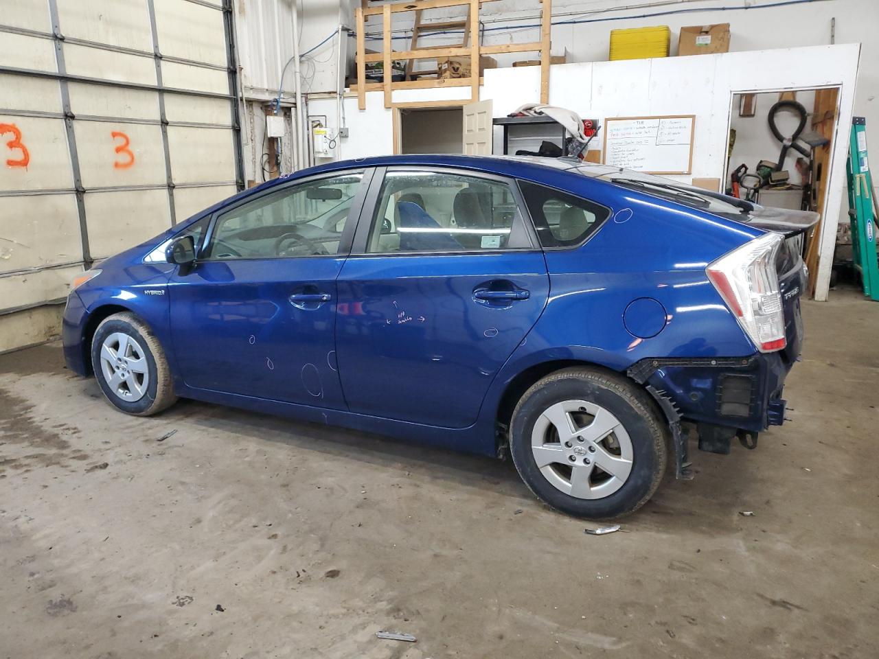 2010 Toyota Prius - Image 2