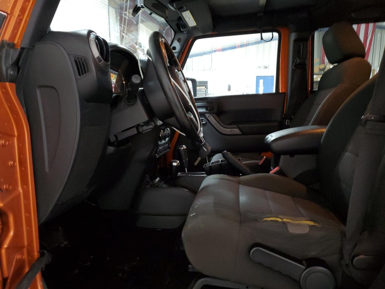2011 Jeep Wrangler - Image 7