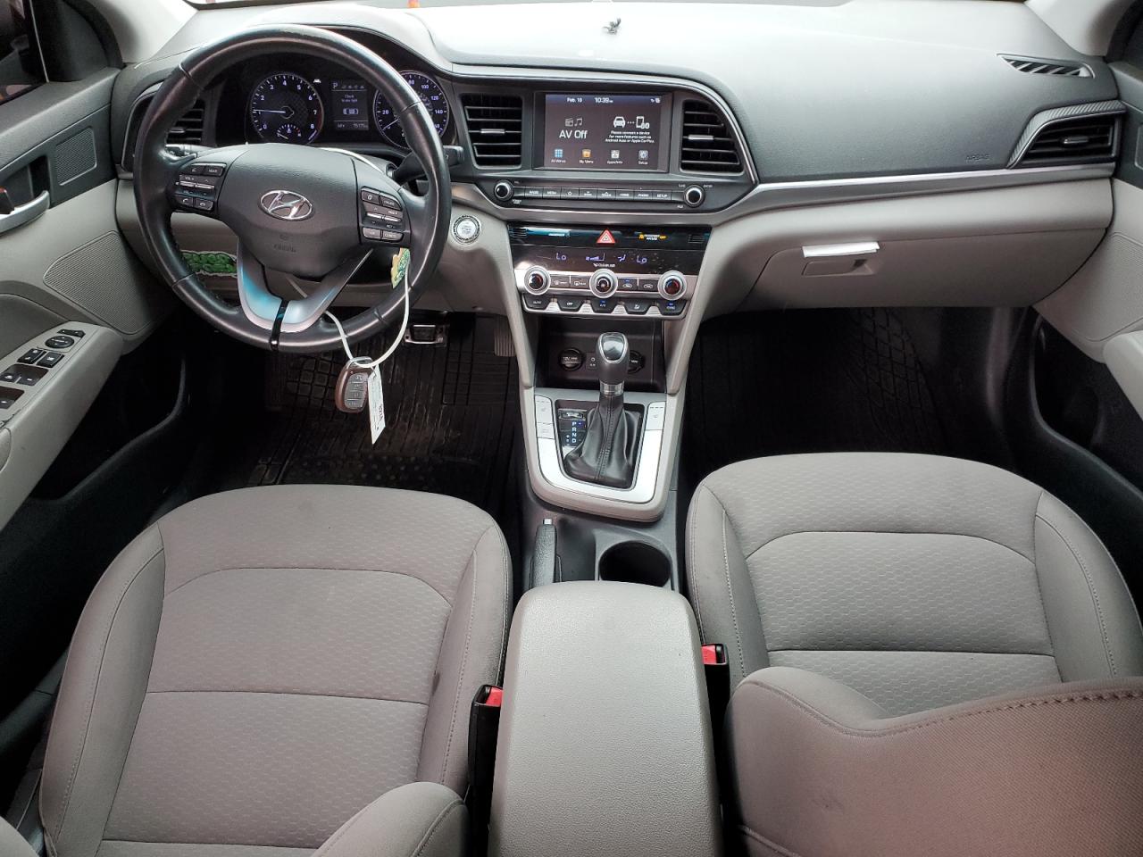 2020 Hyundai Elantra - Image 8