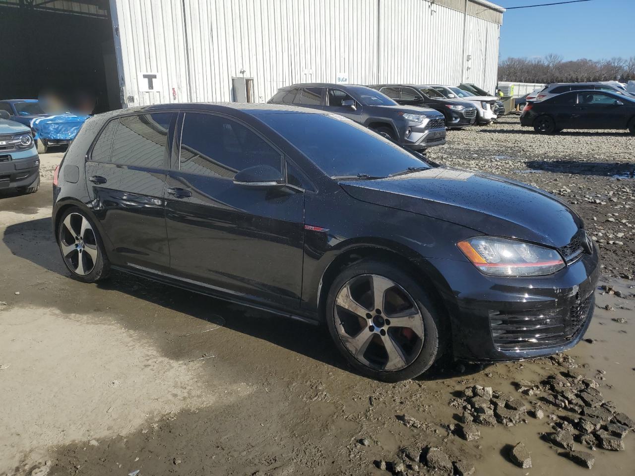 2017 Volkswagen GTI - Image 4