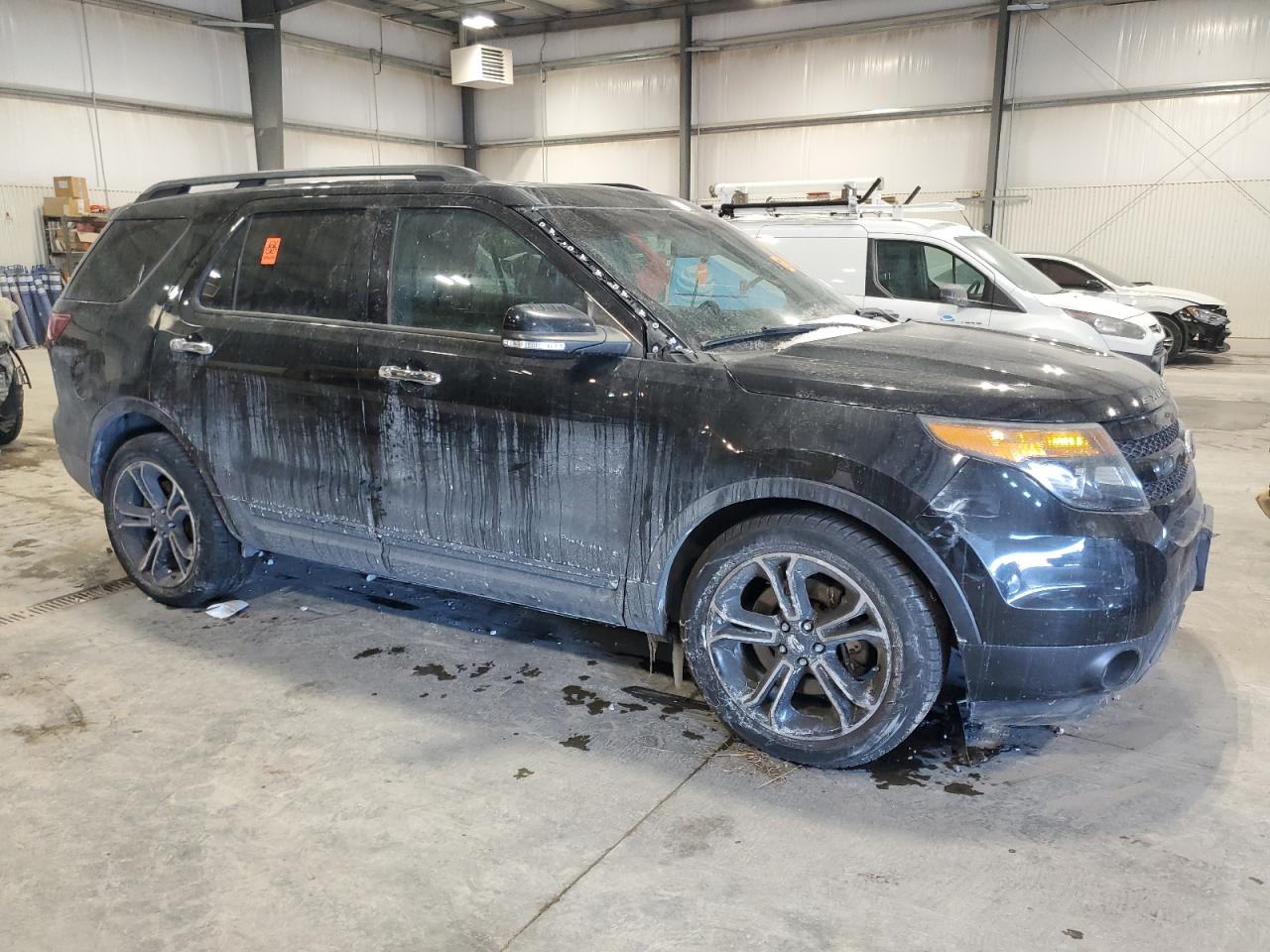 2013 Ford Explorer - Image 4