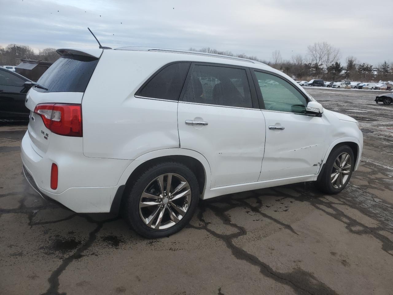 2014 Kia Sorento - Image 3