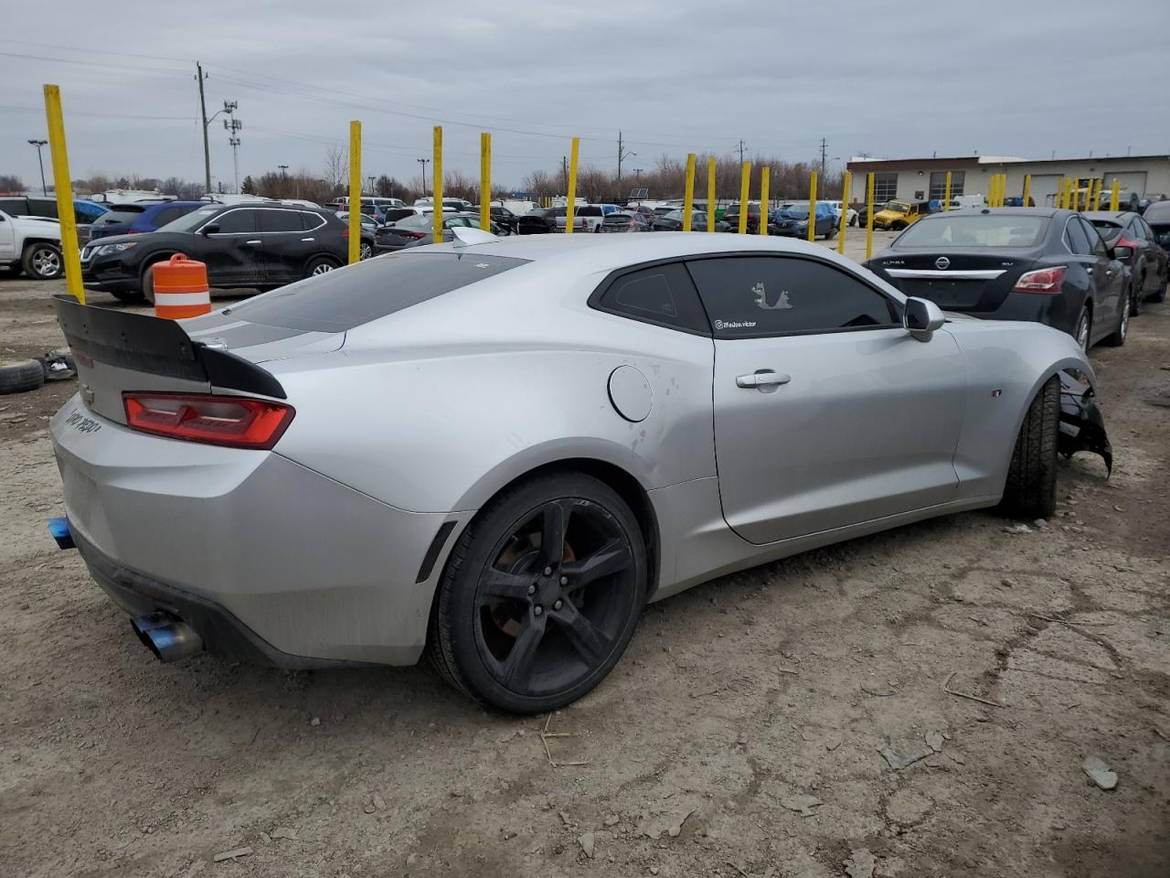 2016 Chevrolet Camaro - Image 3