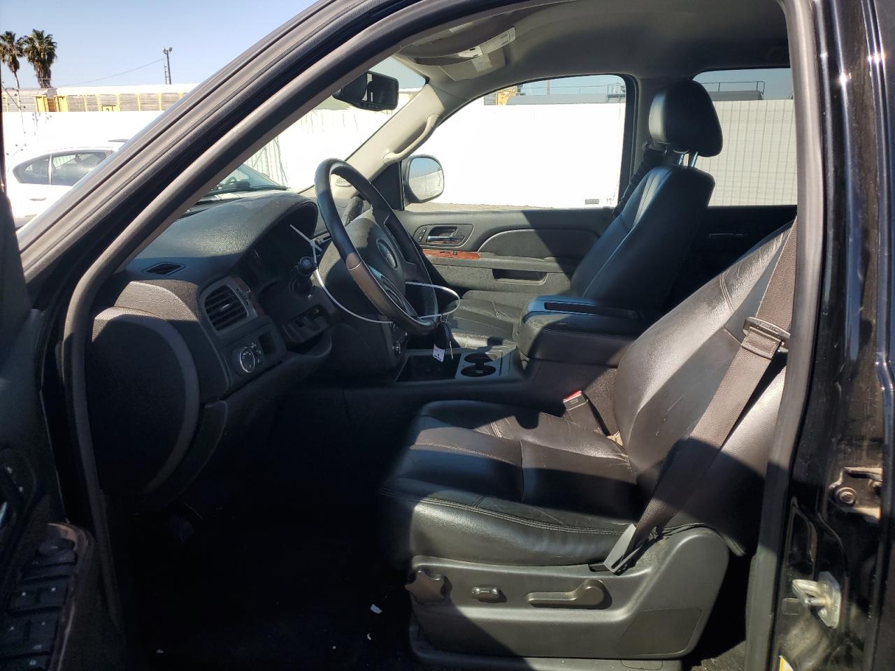 2014 GMC Yukon - Image 7