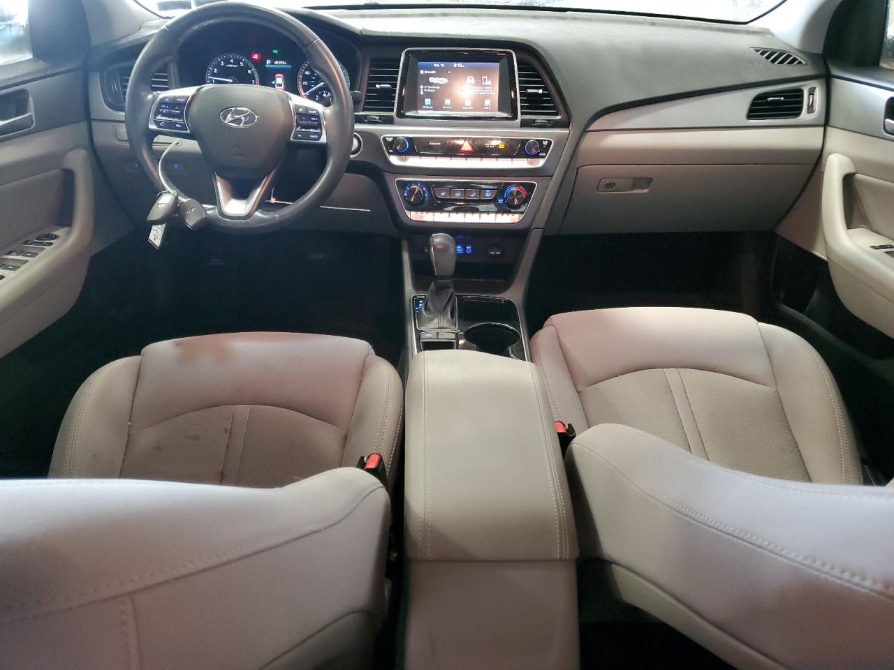 2018 Hyundai Sonata - Image 8