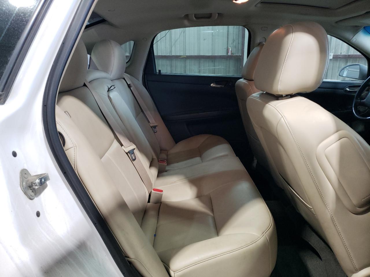 2012 Chevrolet Impala - Image 10