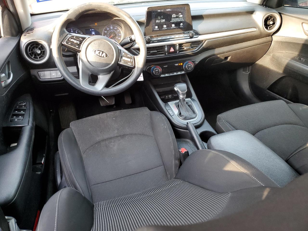 2019 Kia Forte - Image 8