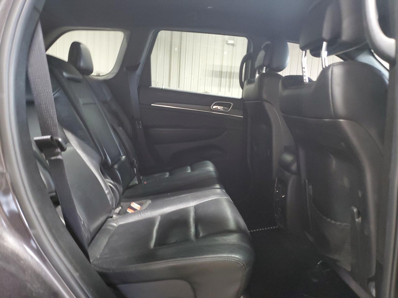 2018 Jeep Grand Cherokee - Image 11