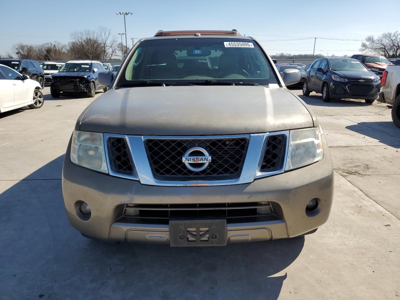 2009 Nissan Pathfinder - Image 5
