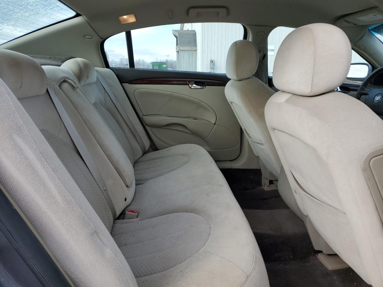 2008 Buick Lucerne - Image 10