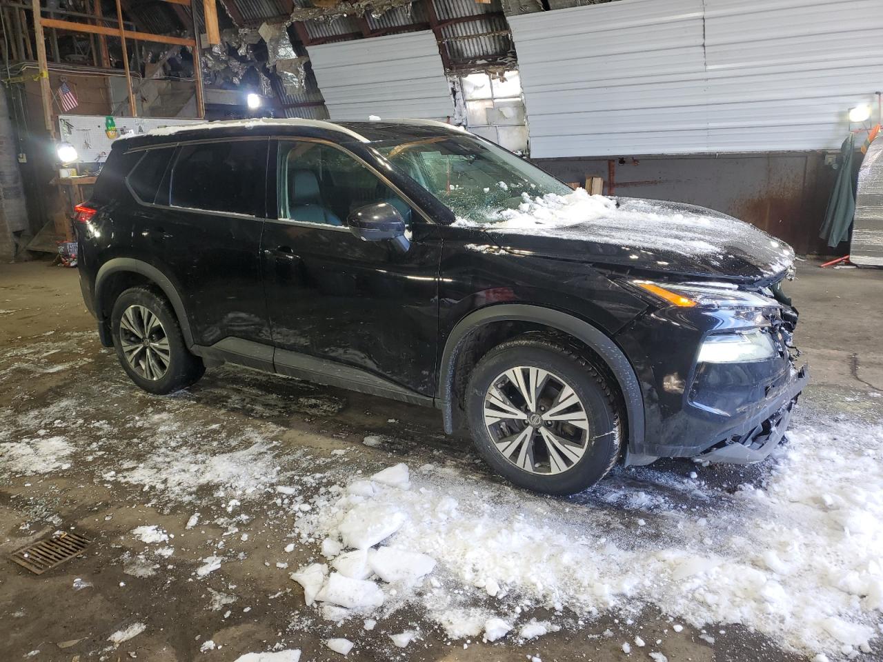 2021 Nissan Rogue - Image 4