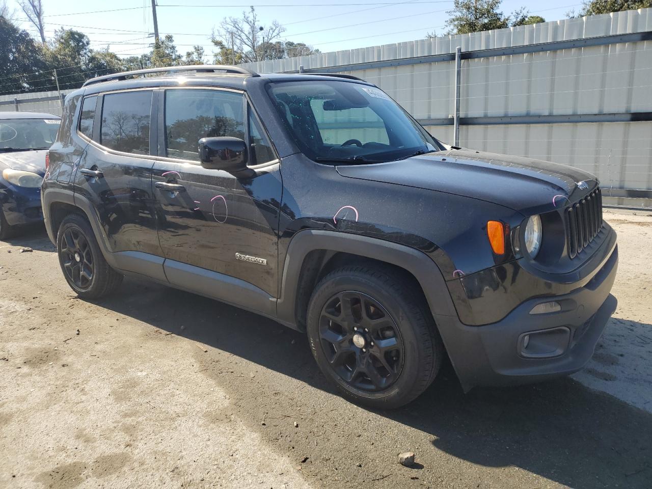 2018 Jeep Renegade - Image 4