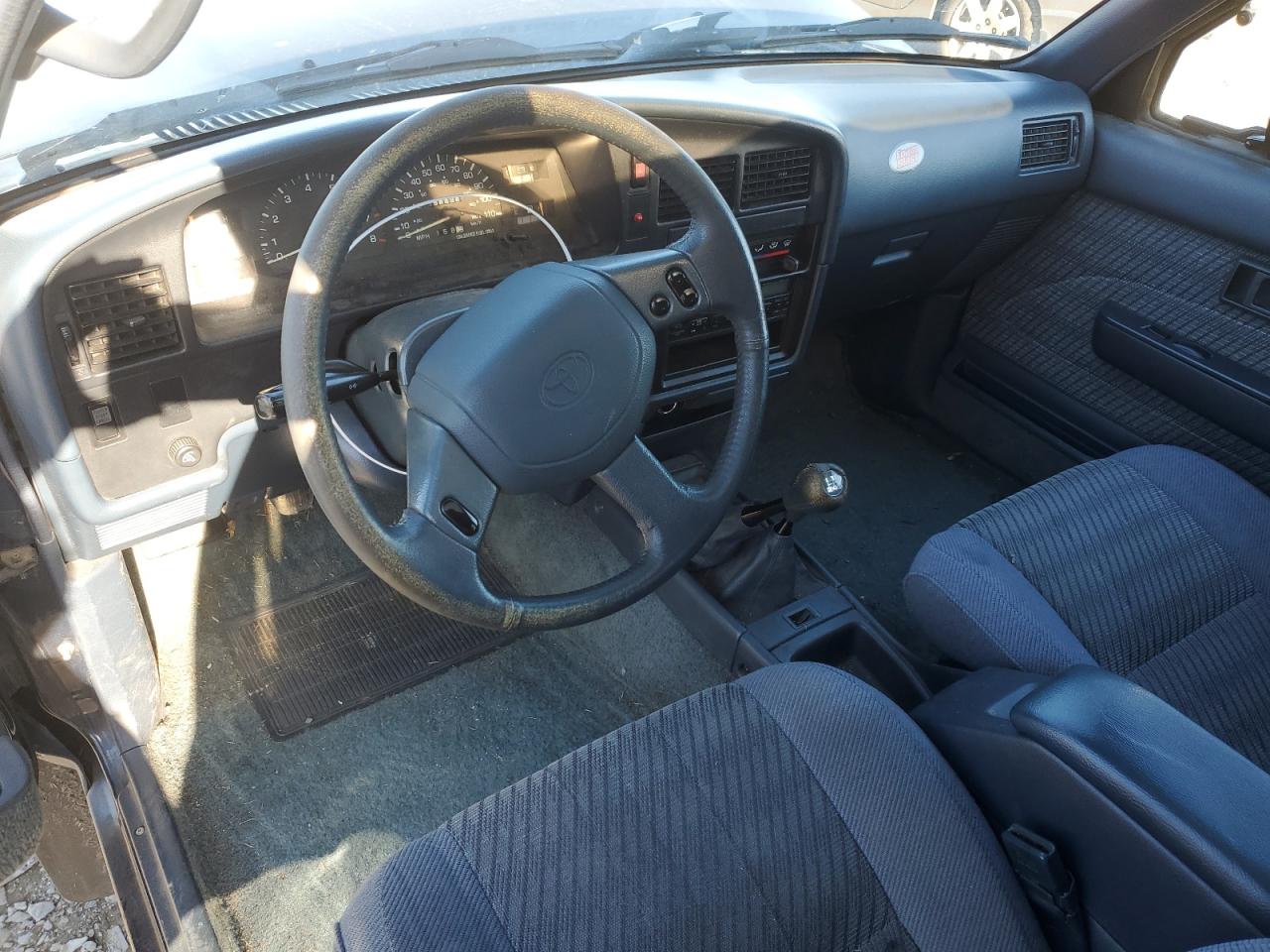 1993 Toyota Pickup - Image 8