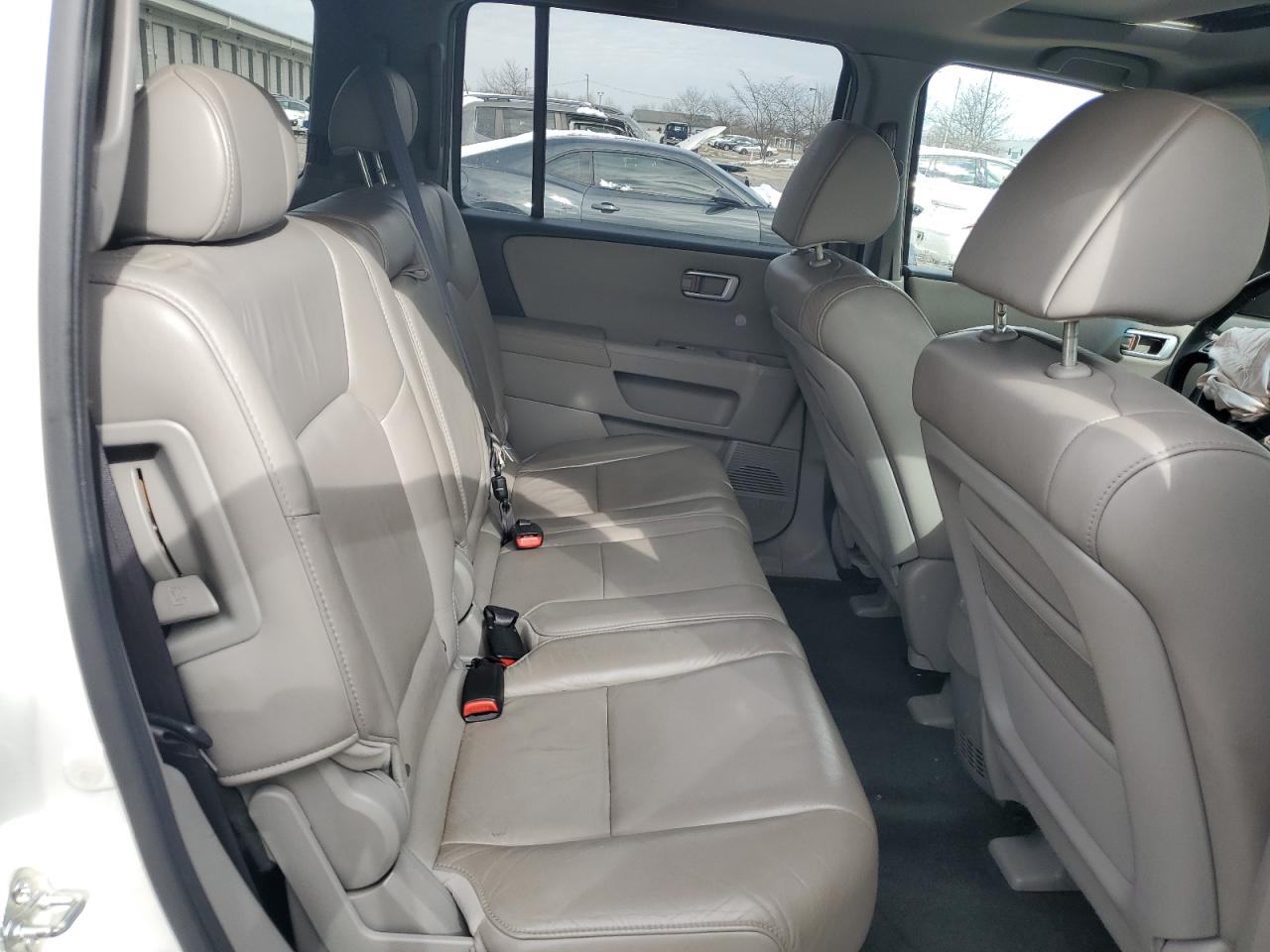 2011 Honda Pilot - Image 11