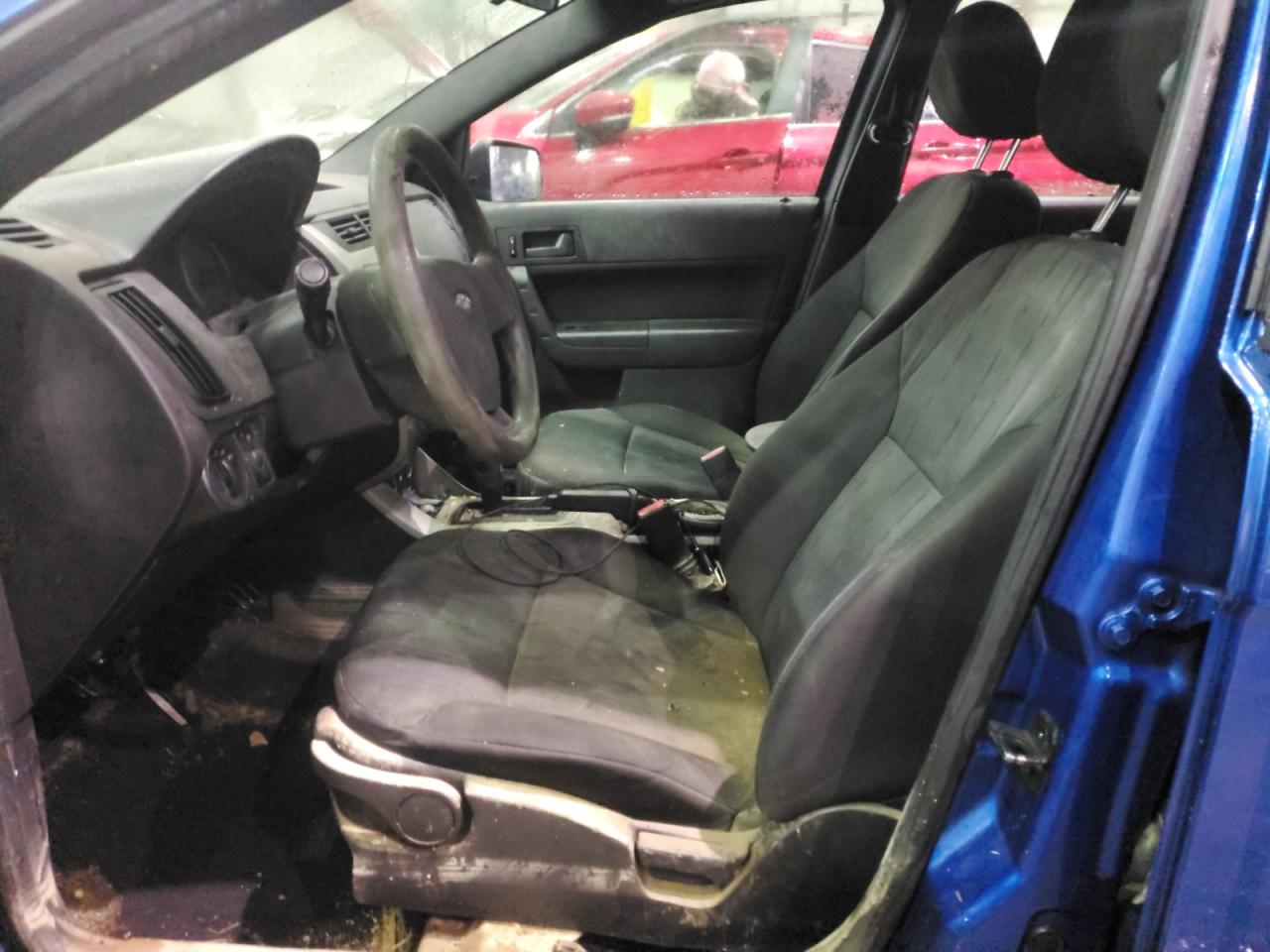 2010 Ford Focus - Image 7