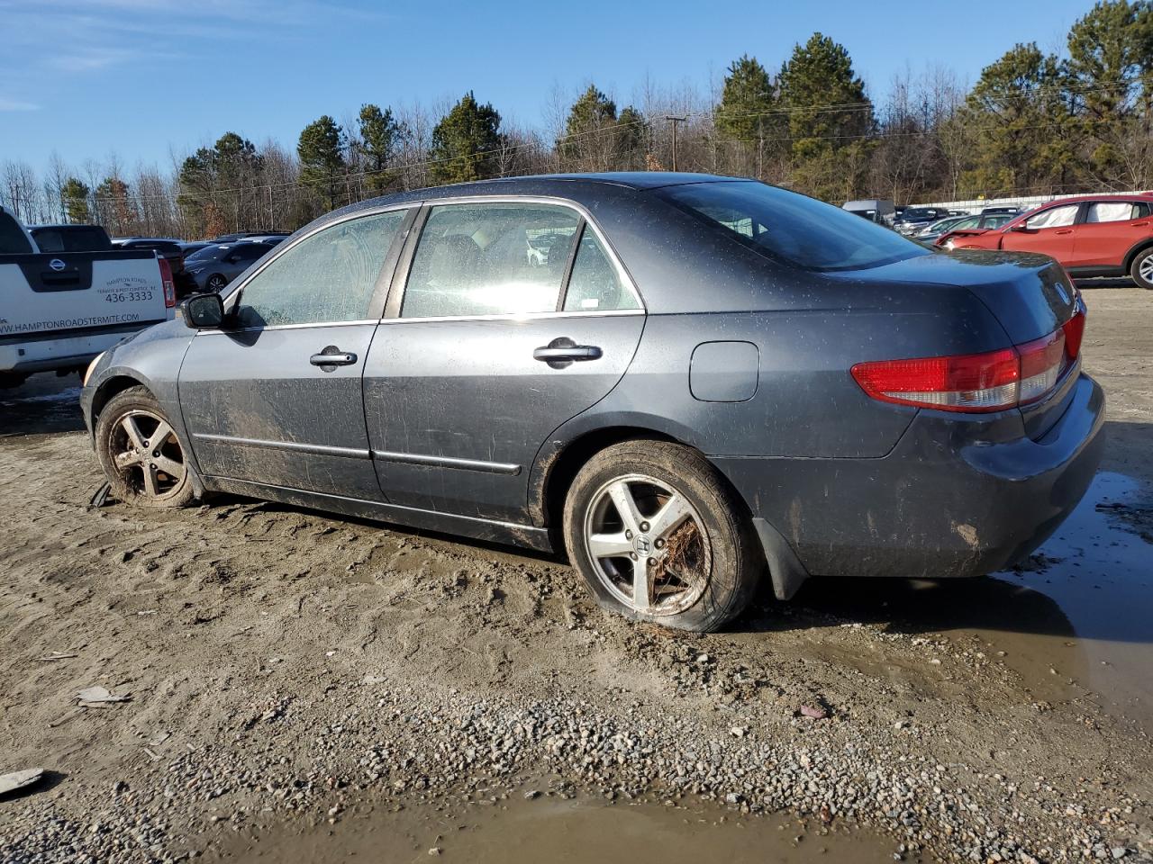 2004 Honda Accord - Image 2