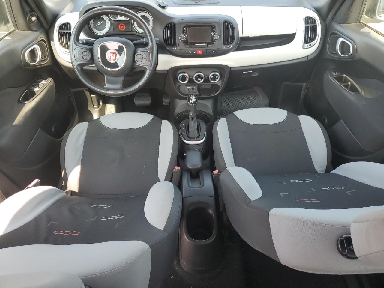 2016 Fiat 500 - Image 8