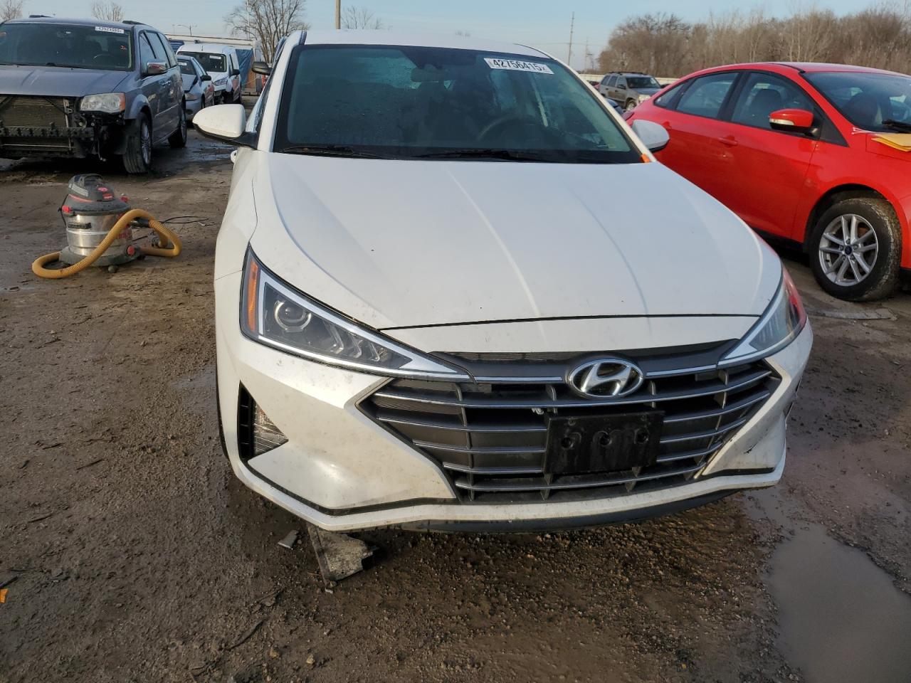 2020 Hyundai Elantra - Image 5