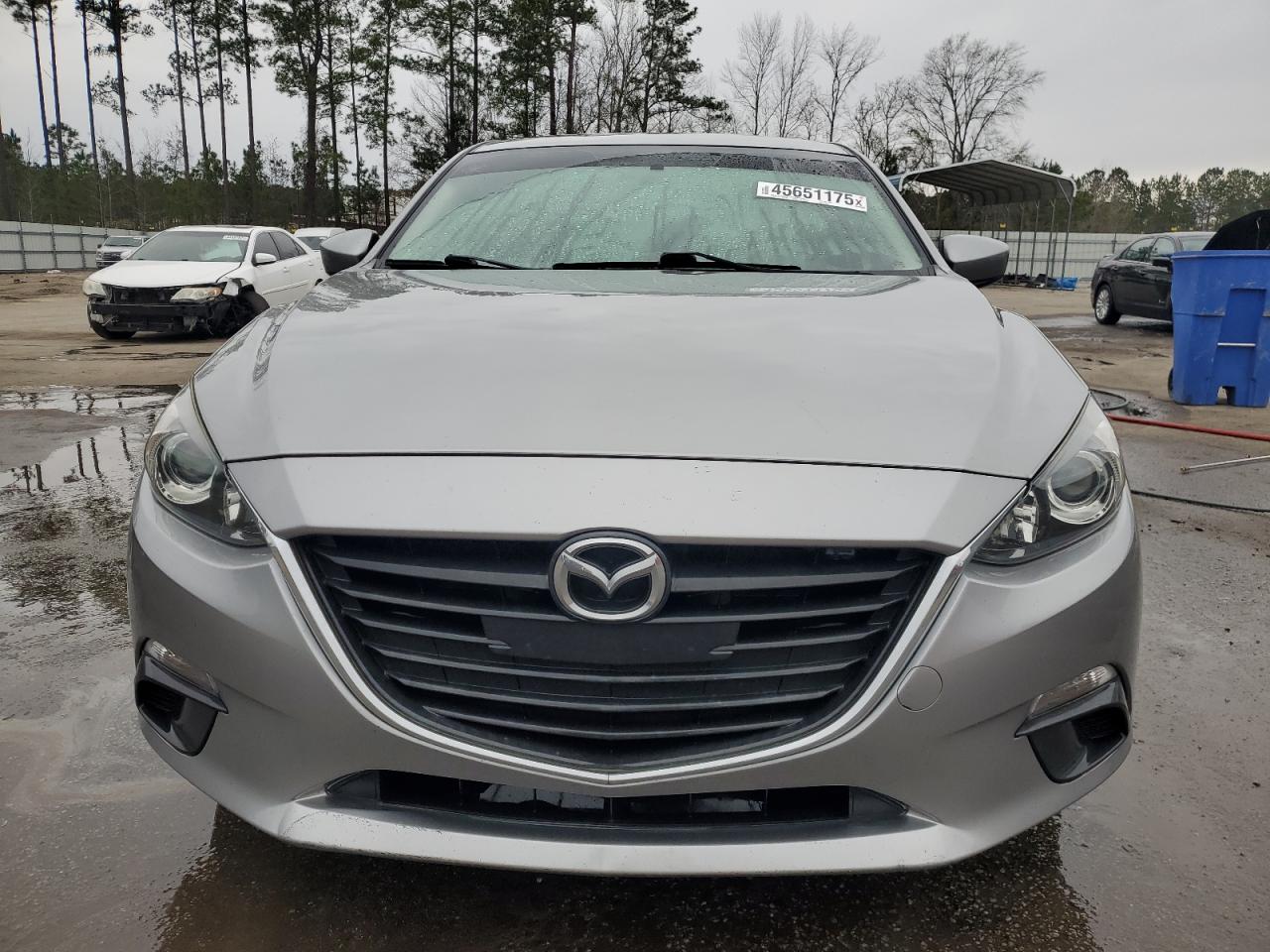 2015 Mazda 3 - Image 5