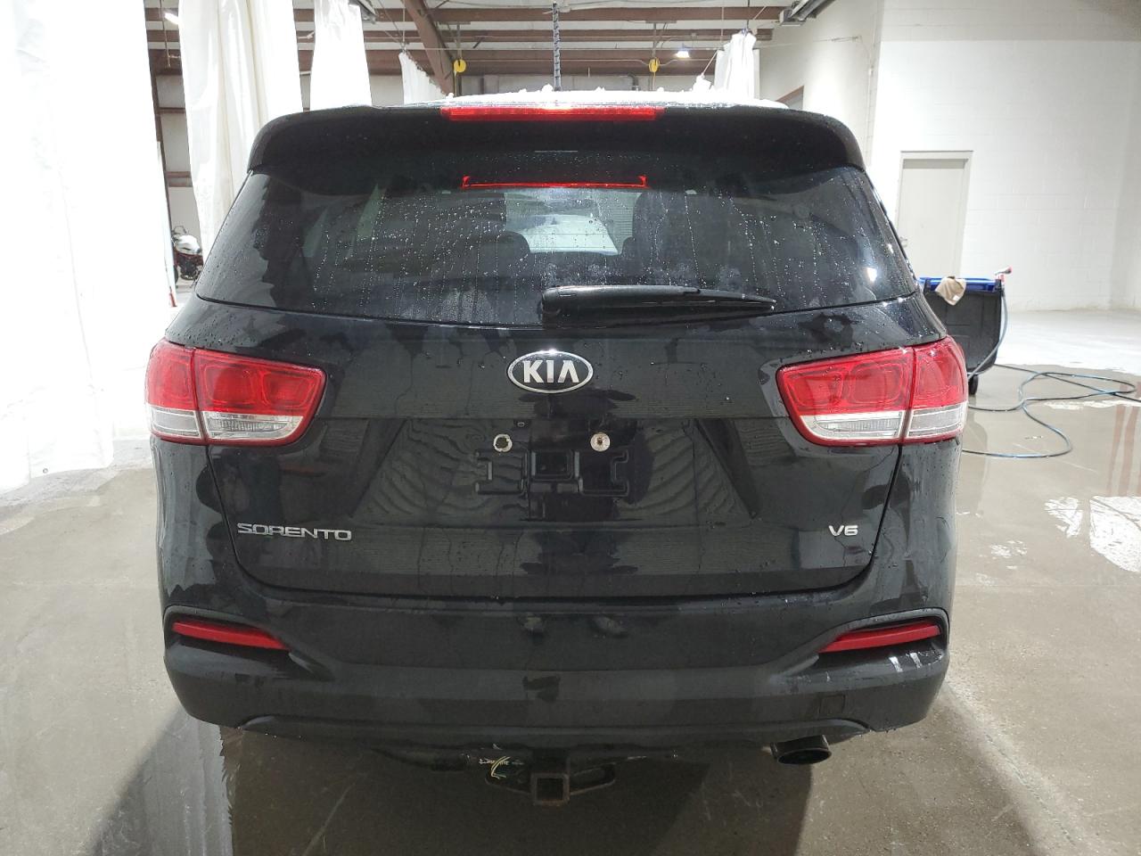 2017 Kia Sorento - Image 6