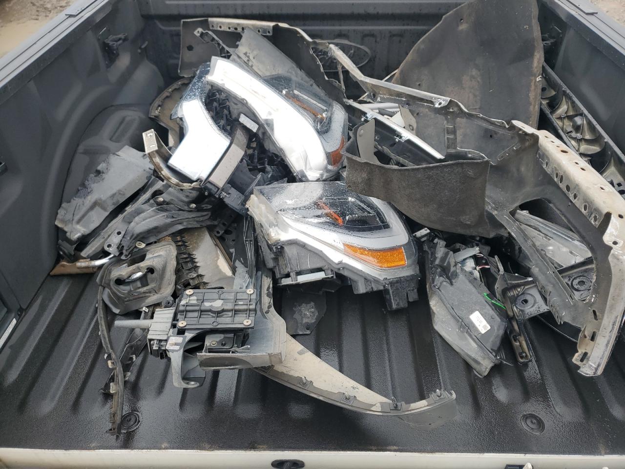 2022 Ford F-150 - Image 12