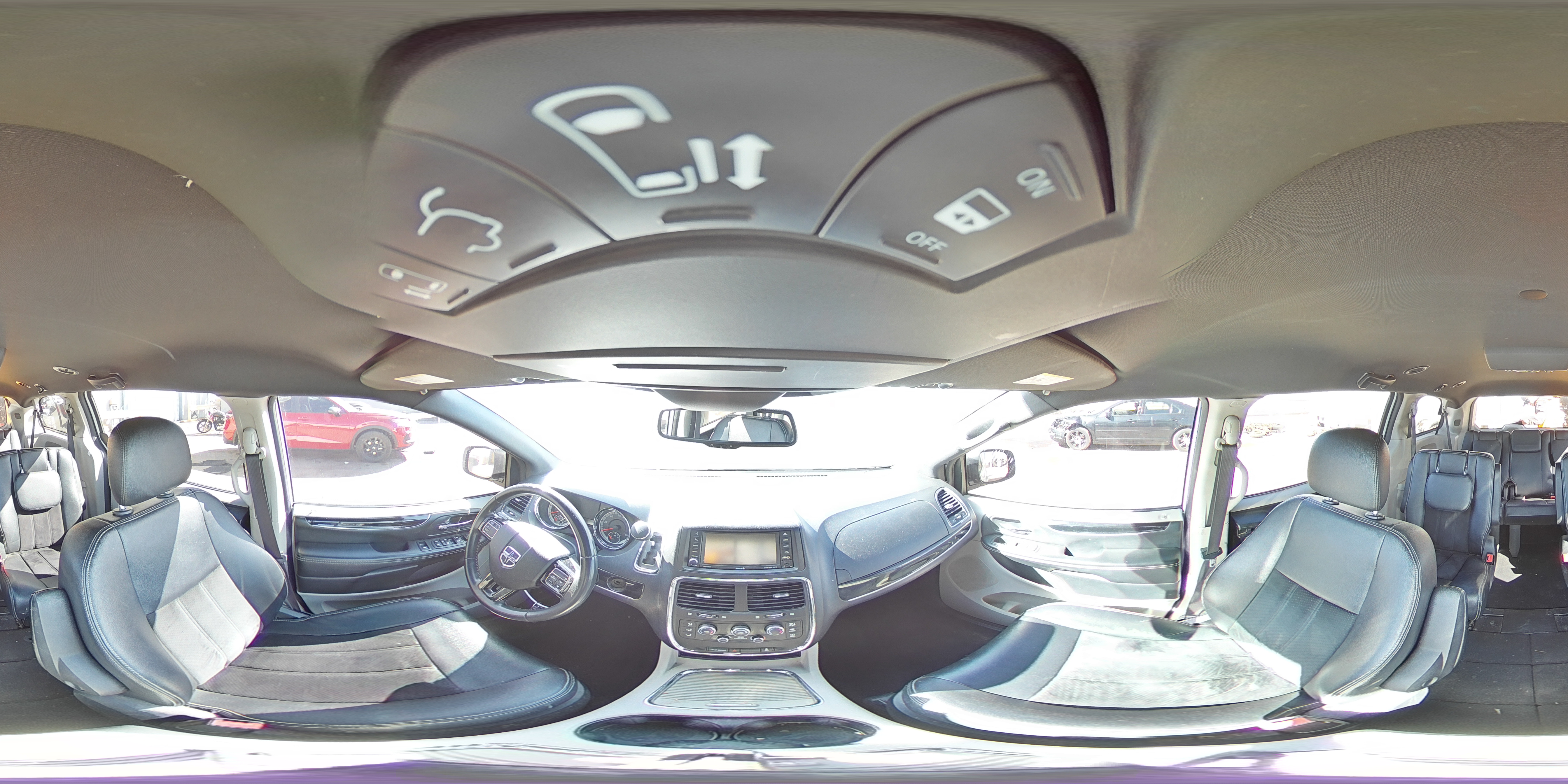 2018 Dodge Caravan - Image 14