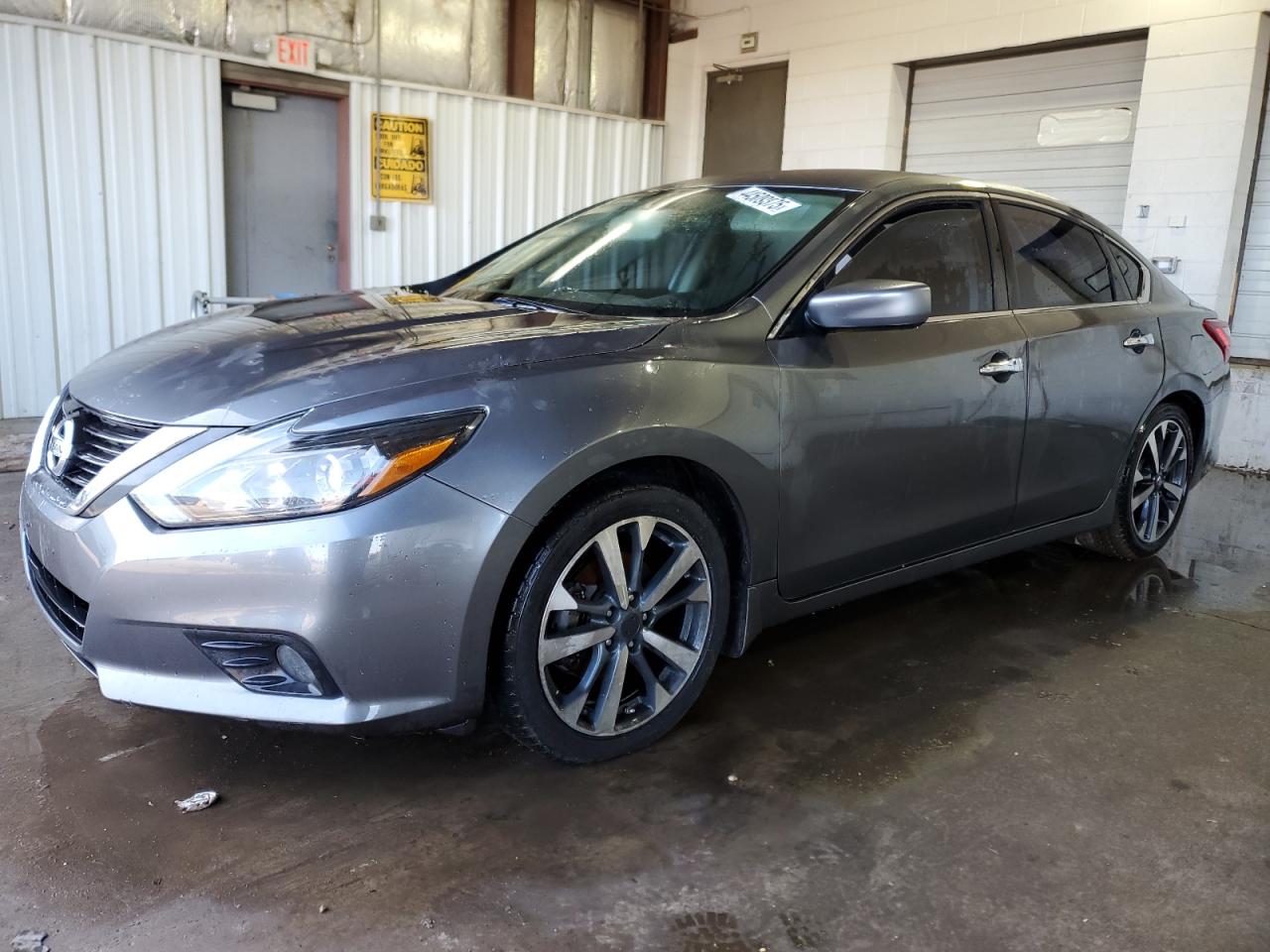 2017 Nissan Altima - Image 1