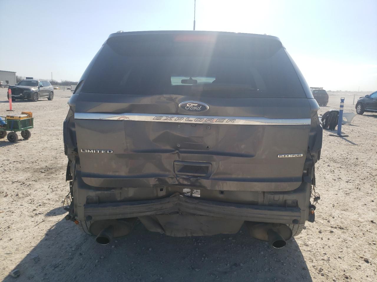 2015 Ford Explorer - Image 6