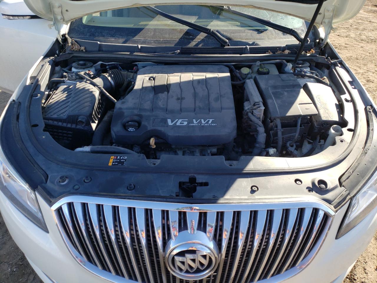 2014 Buick LaCrosse - Image 13