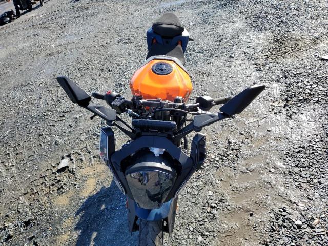 2023 KTM 390 RC