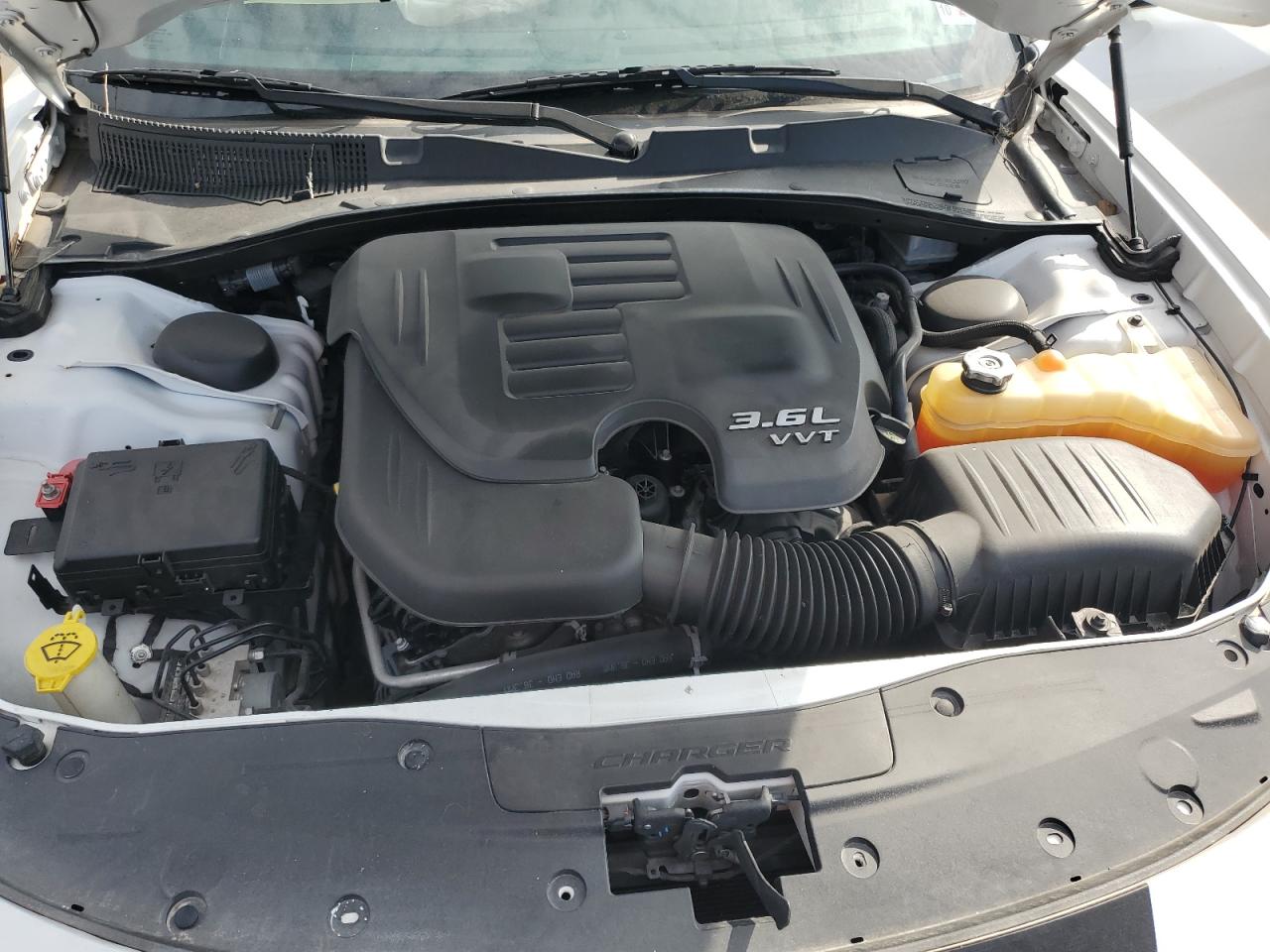 2017 Dodge Charger - Image 12