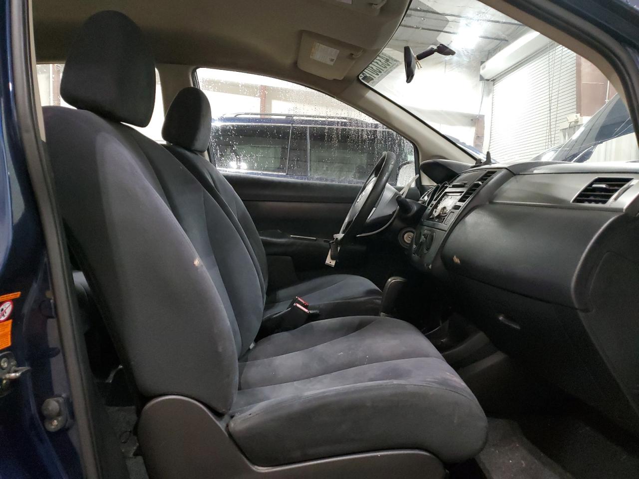 2009 Nissan Versa - Image 7