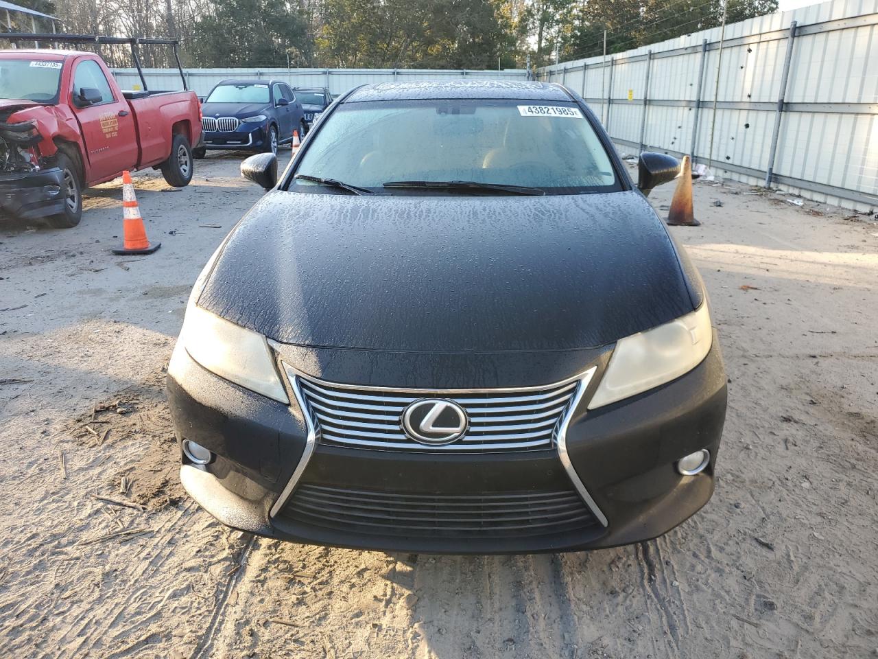 2013 Lexus ES - Image 5