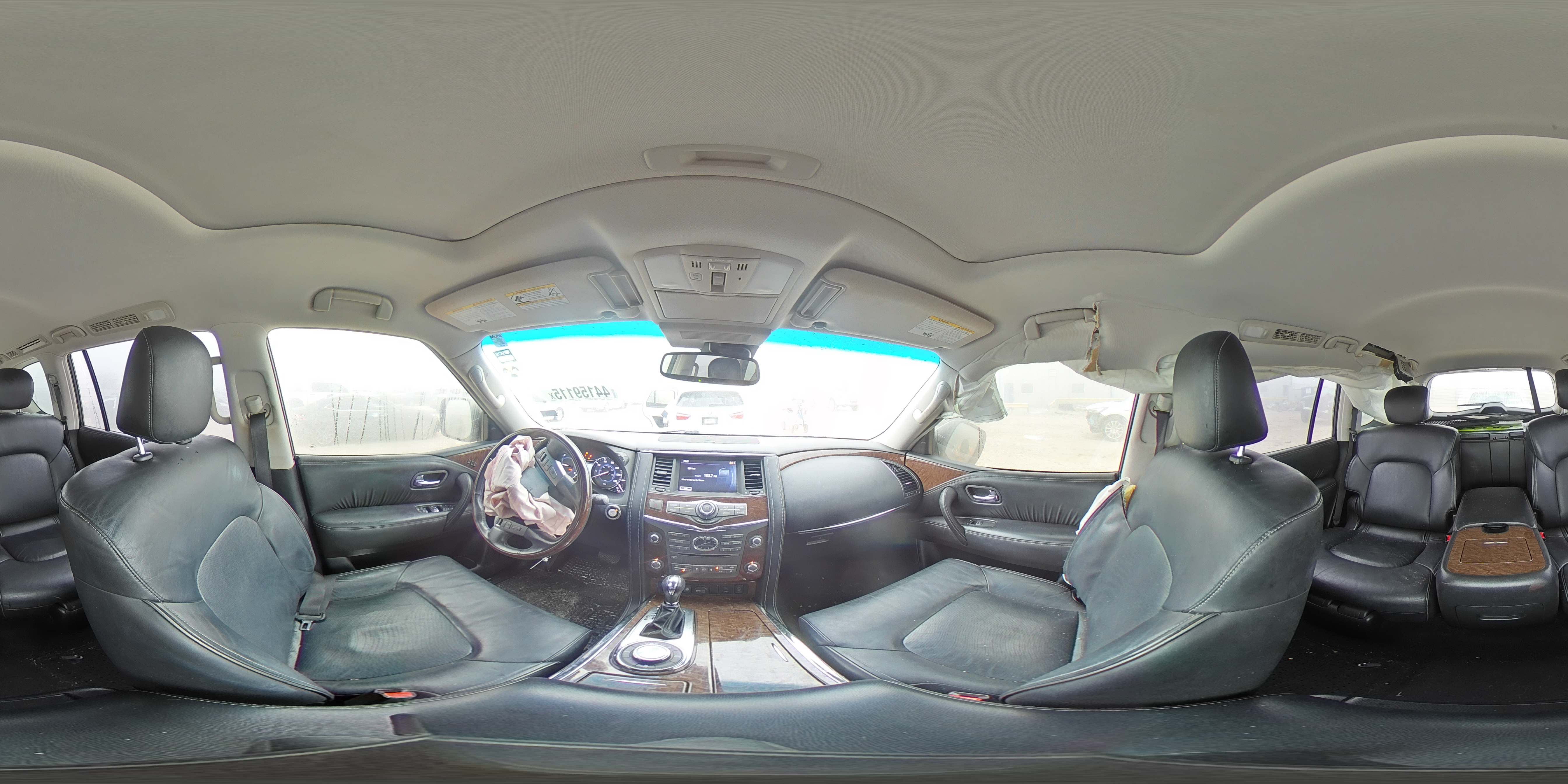 2017 Infiniti QX80 - Image 13