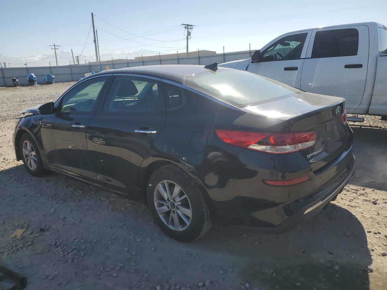 2019 Kia Optima - Image 2