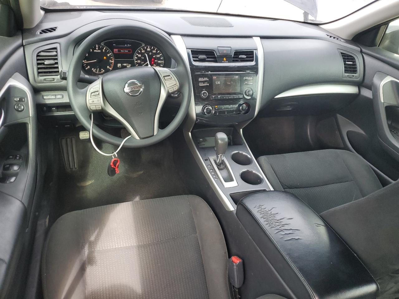 2015 Nissan Altima - Image 8