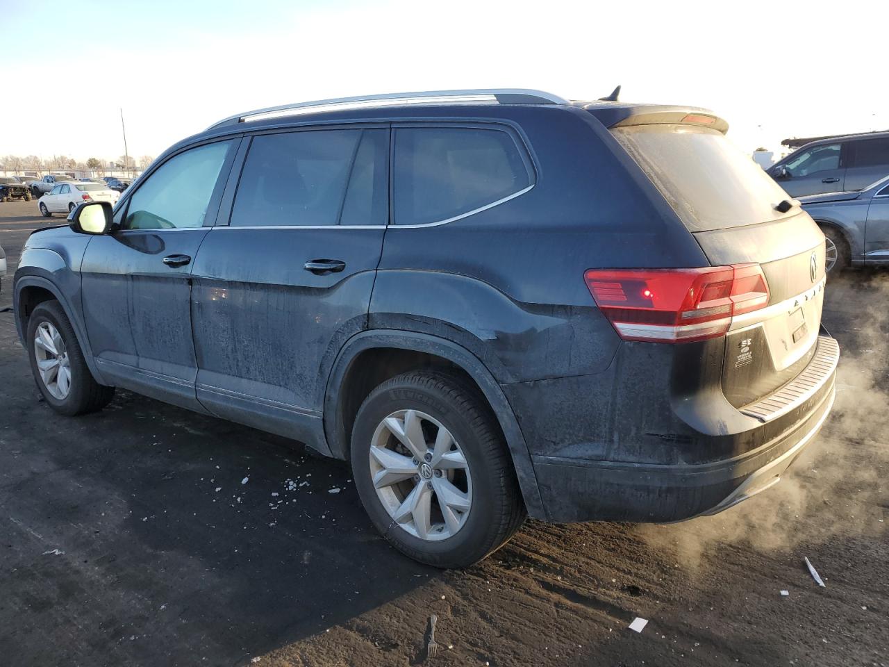 2018 Volkswagen Atlas - Image 2