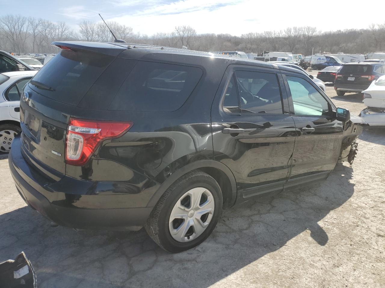2015 Ford Explorer - Image 3