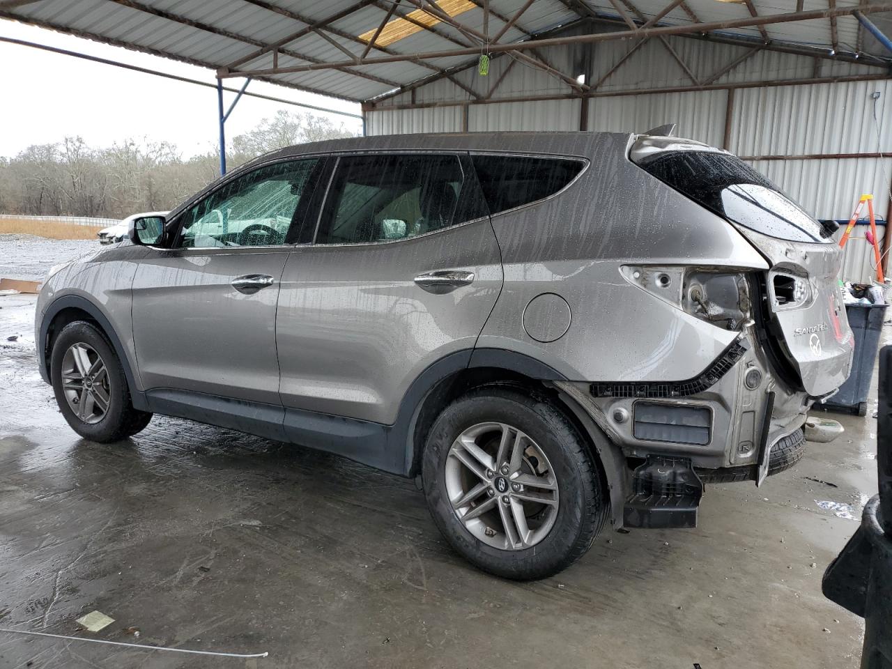 2017 Hyundai Santa Fe - Image 2