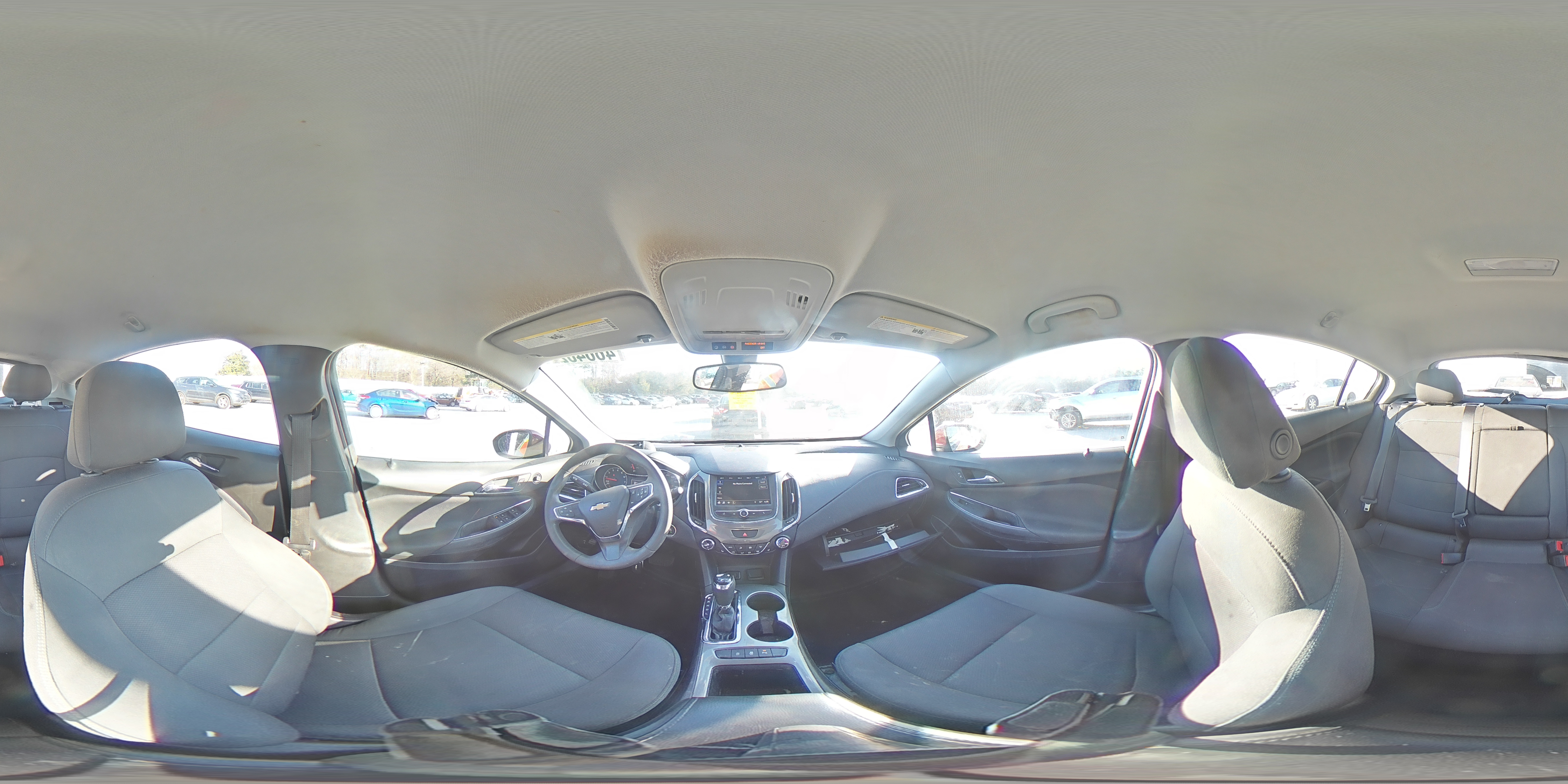 2019 Chevrolet Cruze - Image 12