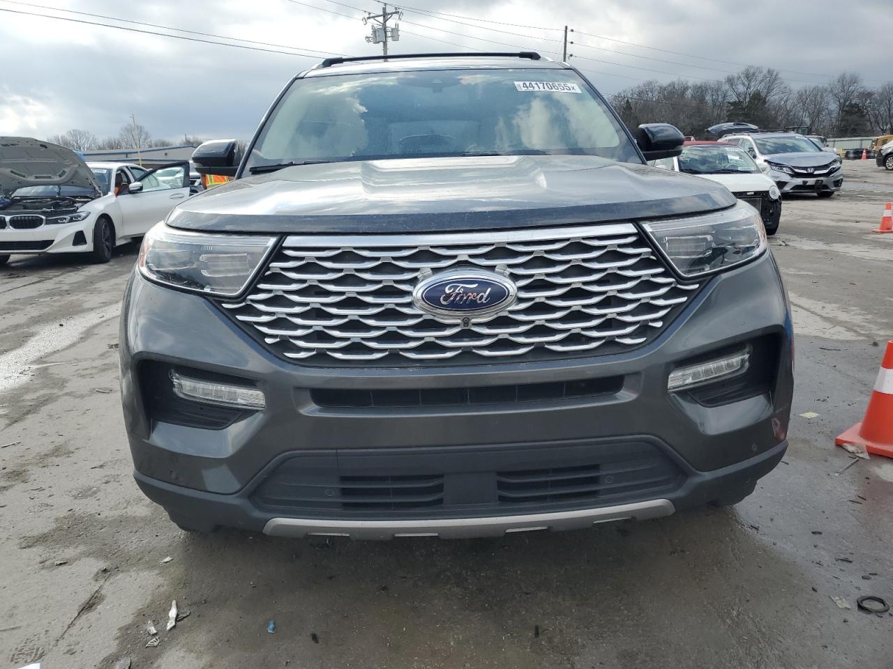 2020 Ford Explorer - Image 5