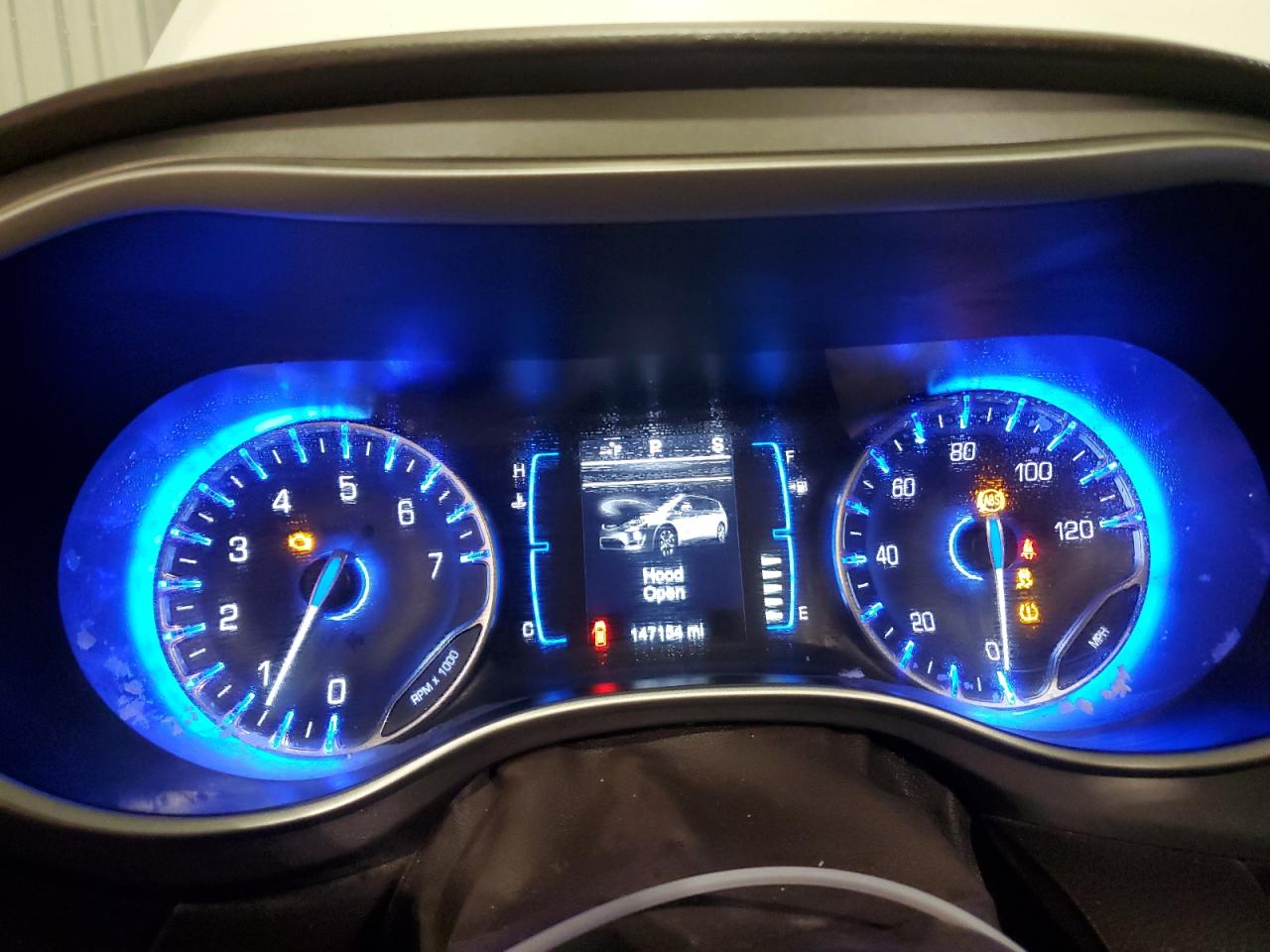 2017 Chrysler Pacifica - Image 9