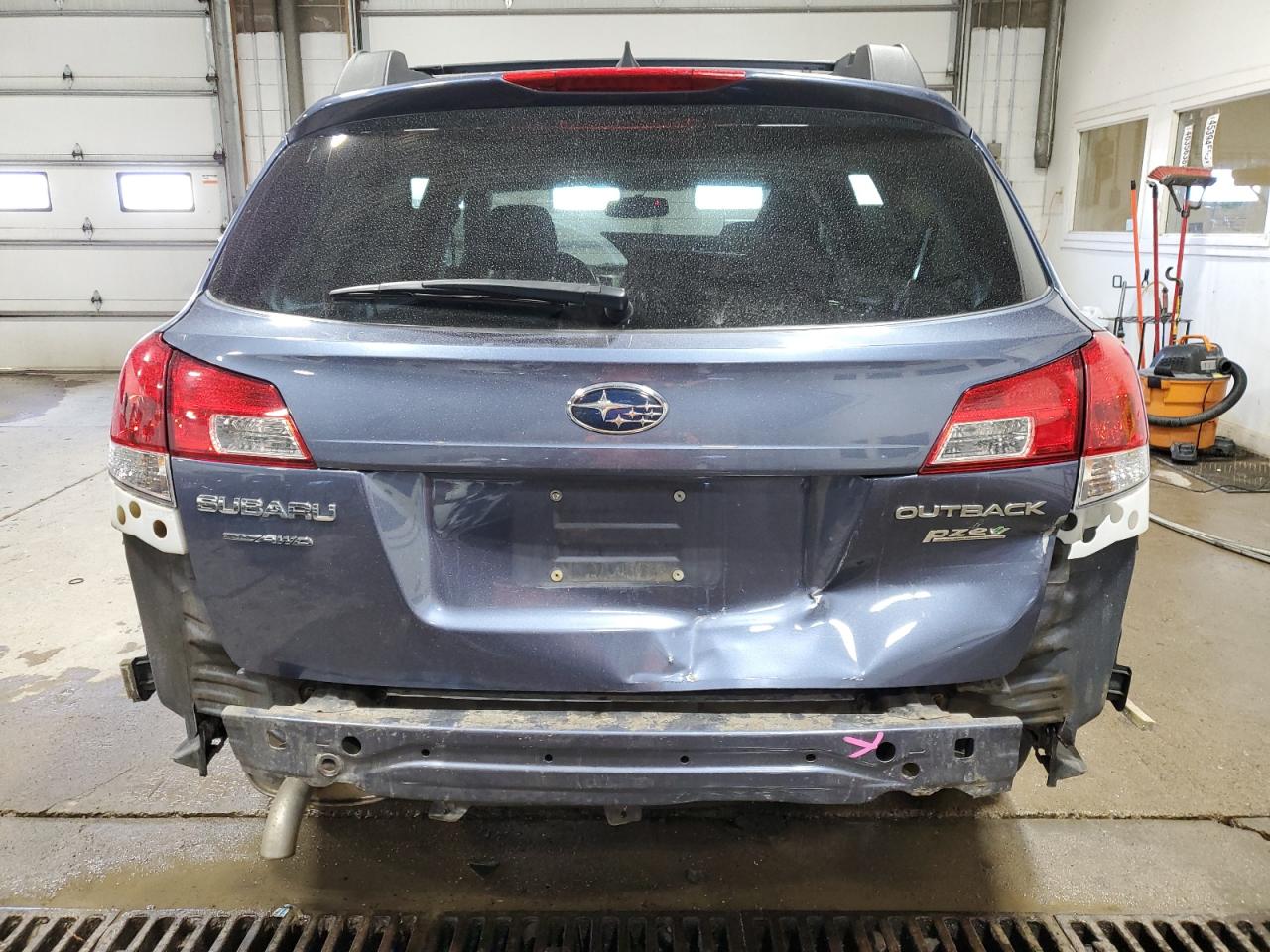 2014 Subaru Outback - Image 6